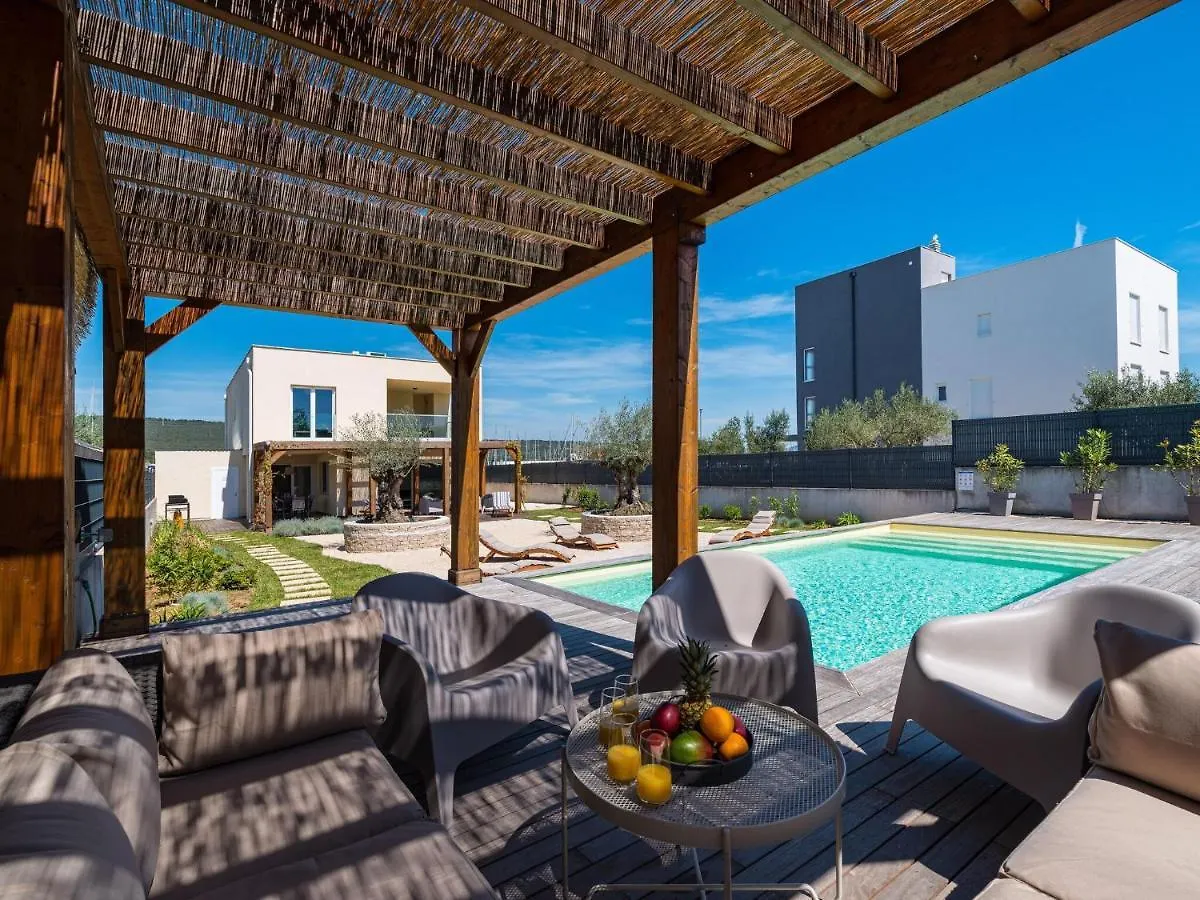 Villa In Bibinje With Private Pool And Garden