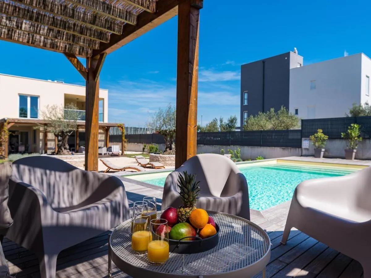 Villa In Bibinje With Private Pool And Garden 0*,