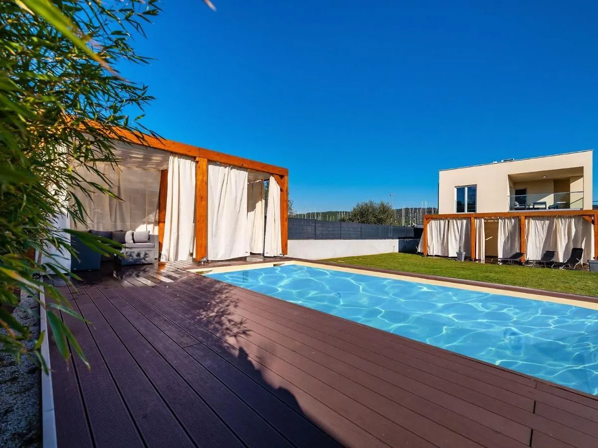 Villa In Bibinje With Private Pool And Garden