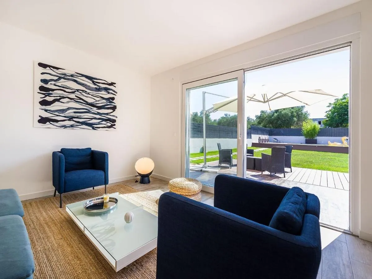 Villa In Bibinje With Private Pool And Garden 0*,